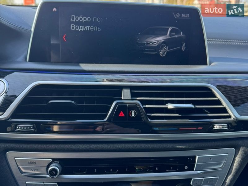 Седан BMW 7 Series 2017 в Львове