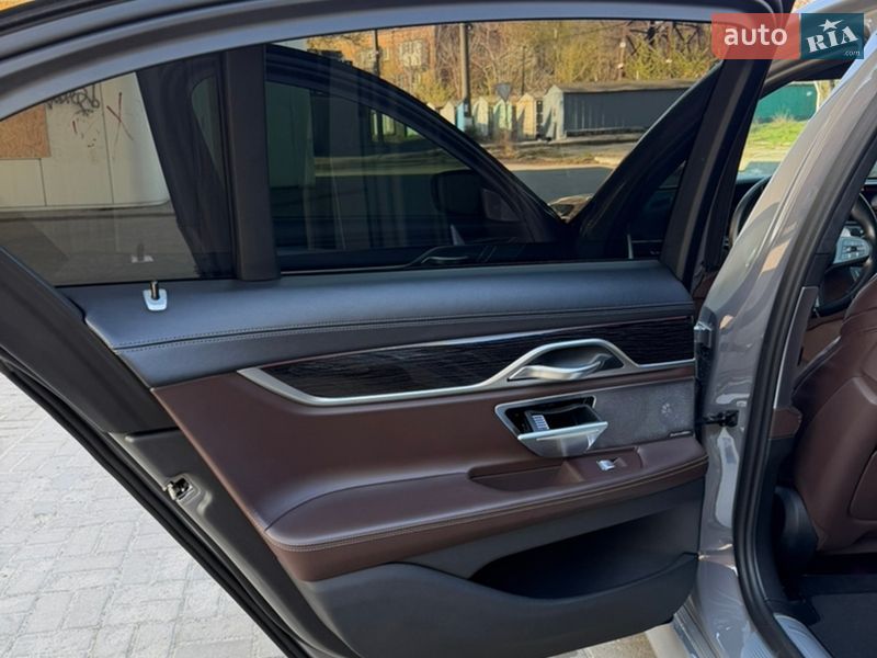 Седан BMW 7 Series 2022 в Днепре фото 33 Седан BMW 7 Series 2022 в Днепре