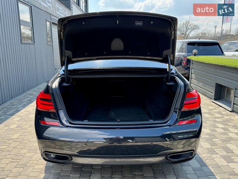 Седан BMW 7 Series 2018 в Києві