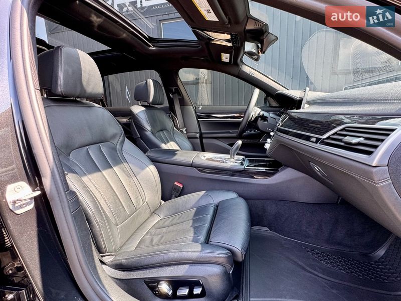 Седан BMW 7 Series 2018 в Києві