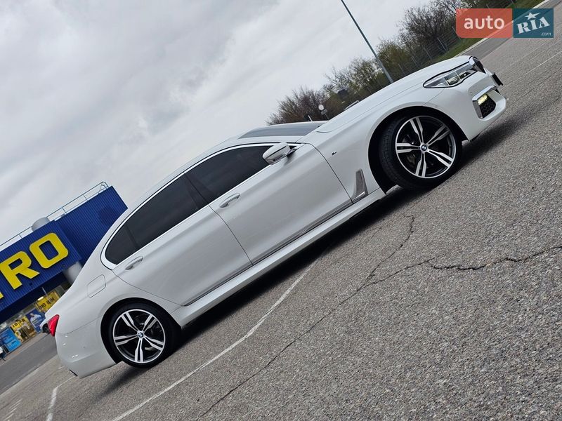 Седан BMW 7 Series 2018 в Новомосковске фото 67 Седан BMW 7 Series 2018 в Новомосковске