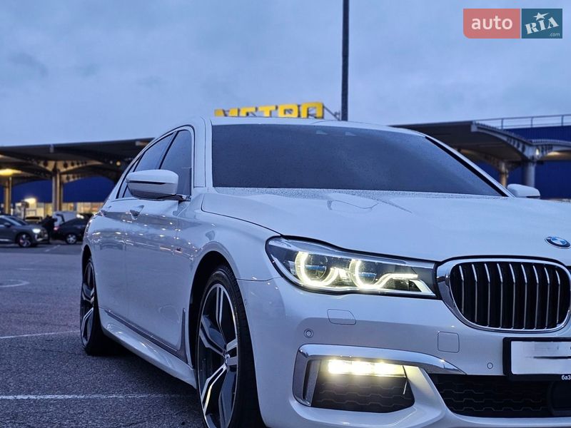 Седан BMW 7 Series 2018 в Новомосковске