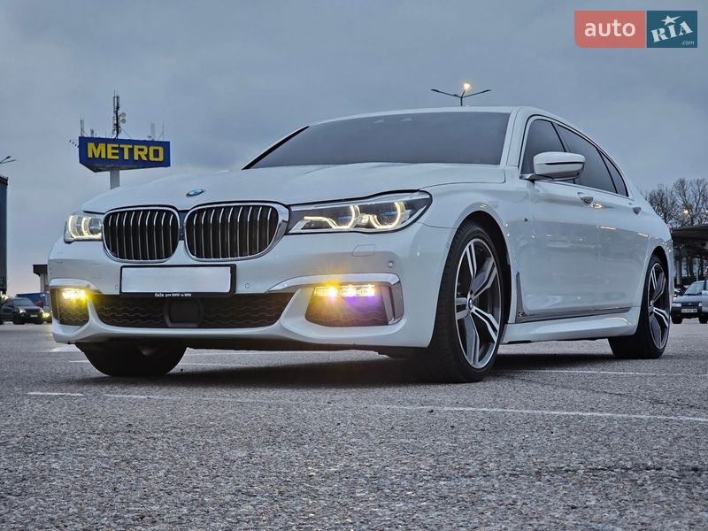 Седан BMW 7 Series 2018 в Новомосковске
