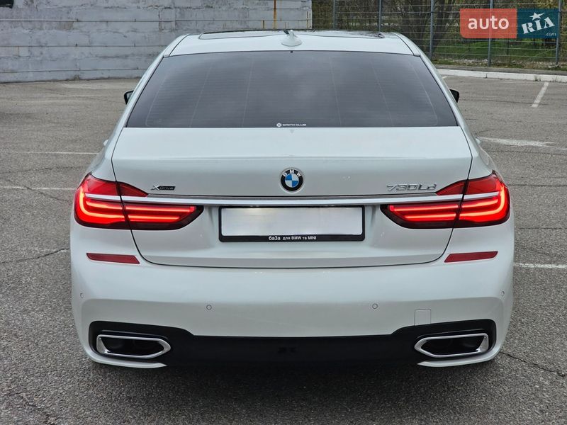 Седан BMW 7 Series 2018 в Новомосковске