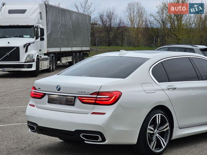 Седан BMW 7 Series 2018 в Новомосковске
