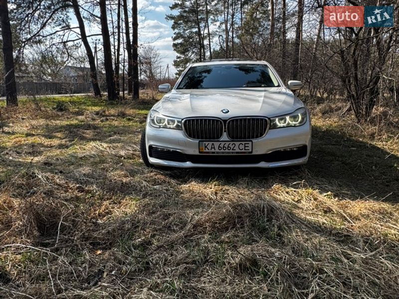 Седан BMW 7 Series 2015 в Києві
