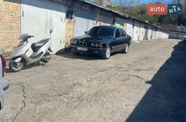 Седан BMW 7 Series 1988 в Києві
