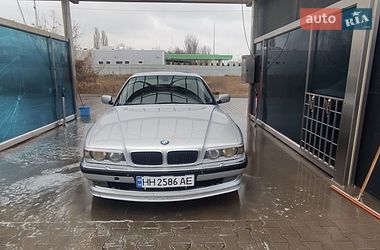 Седан BMW 7 Series 2000 в Одесі