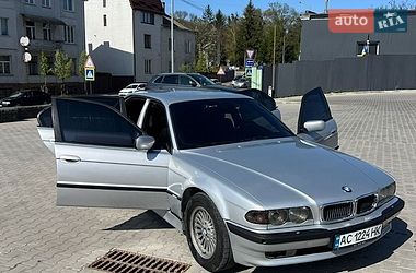 Седан BMW 7 Series 2001 в Львове