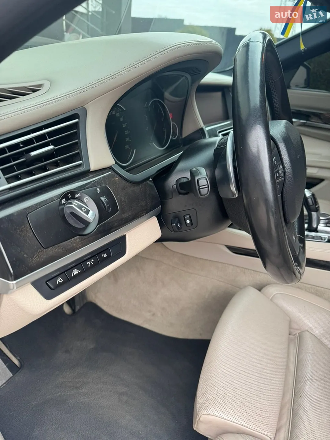 2015 BMW 7er - мініатюра 10
