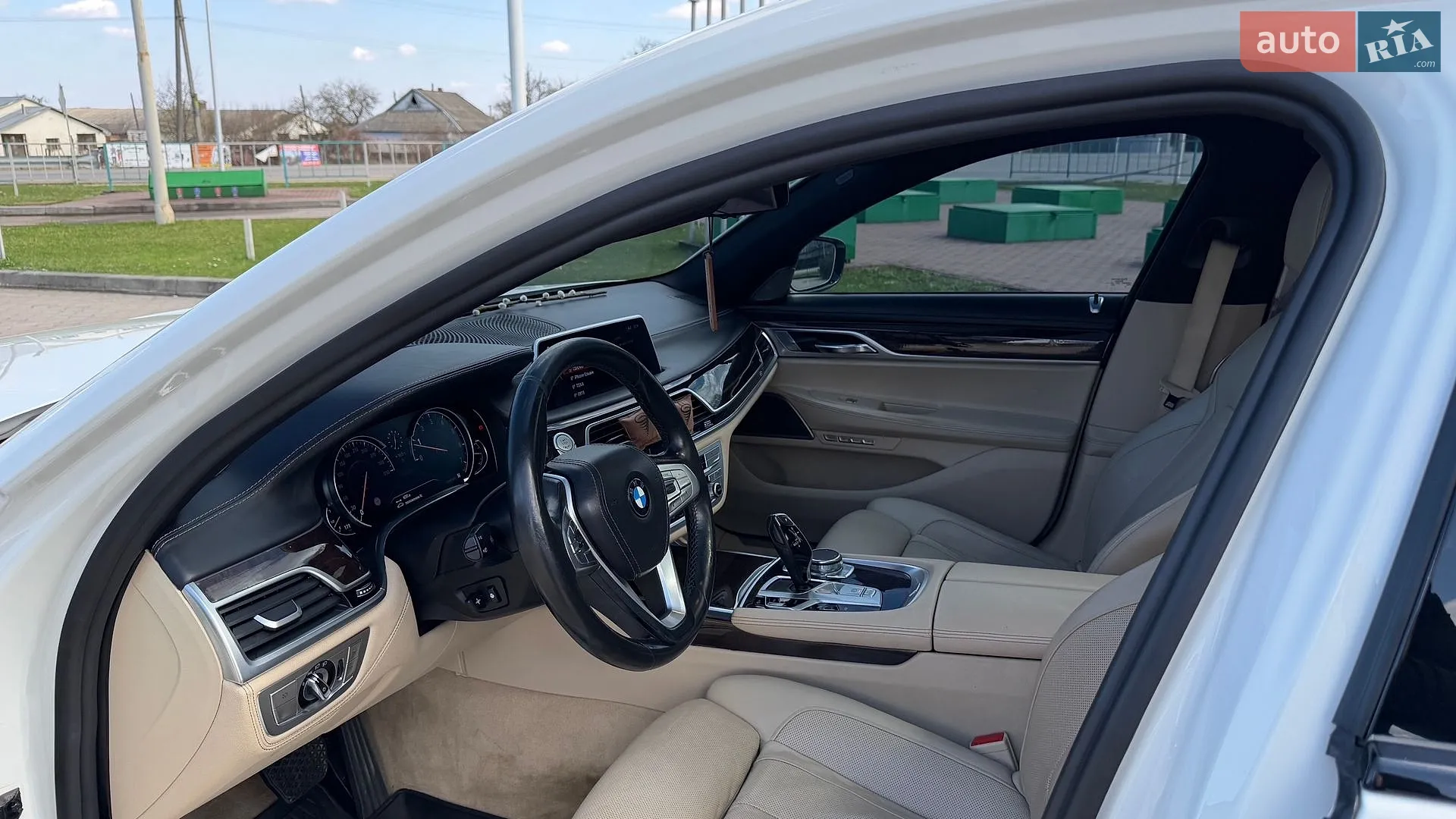 2015 BMW 7er - мініатюра 10