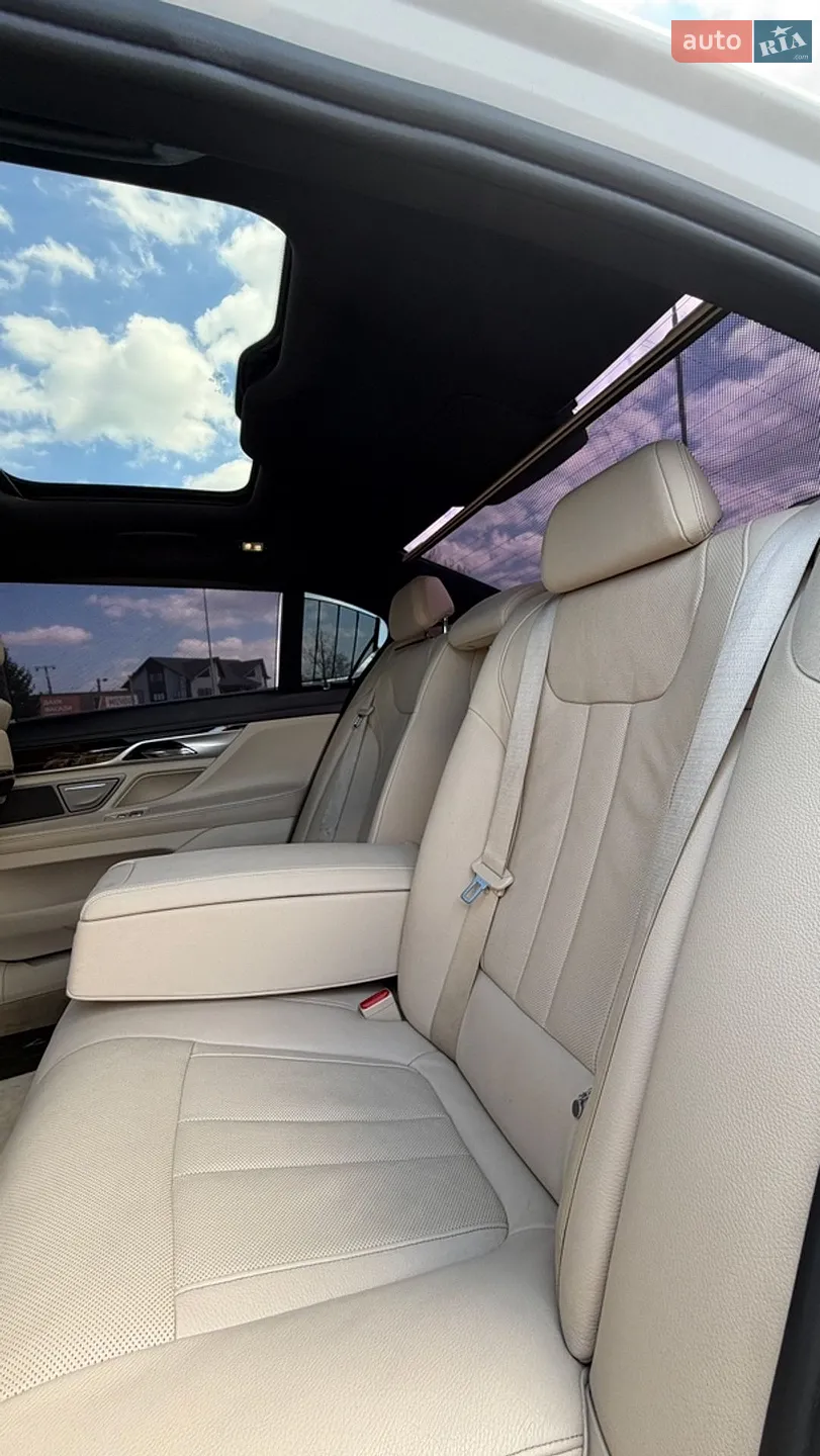 2015 BMW 7er - мініатюра 13