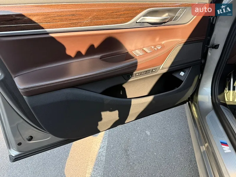 BMW 7 Series 2021 VIN WBA7T2C08NCH67971 фото оголошення 31 з 94