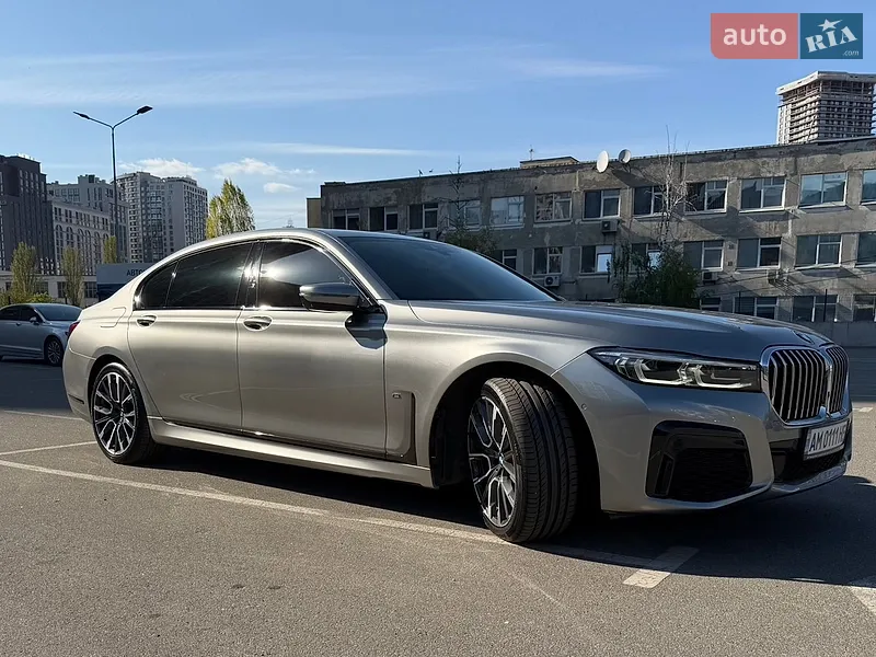 BMW 7 Series 2021 VIN WBA7T2C08NCH67971 фото оголошення 4 з 94