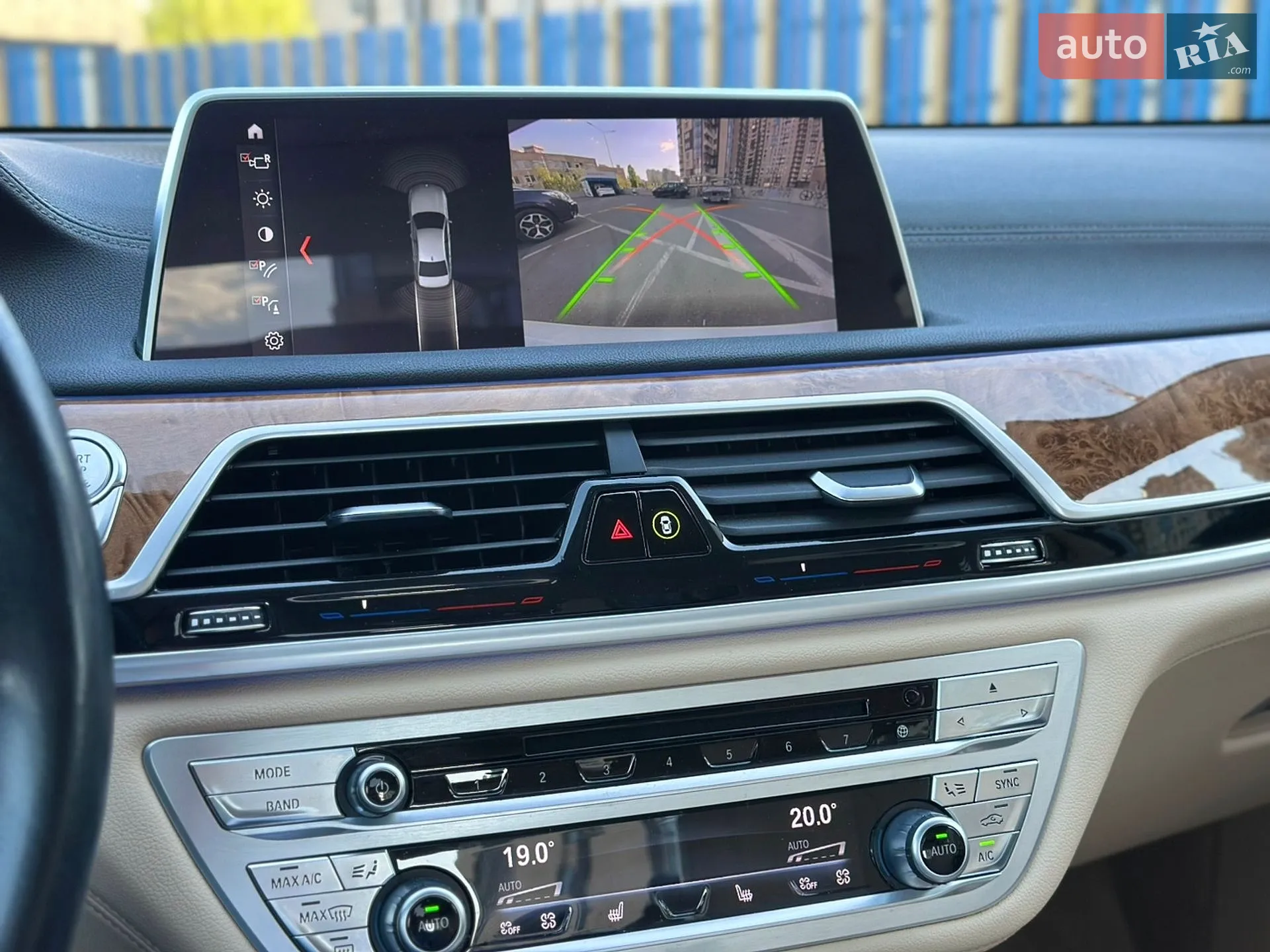 2017 BMW 7er - мініатюра 34