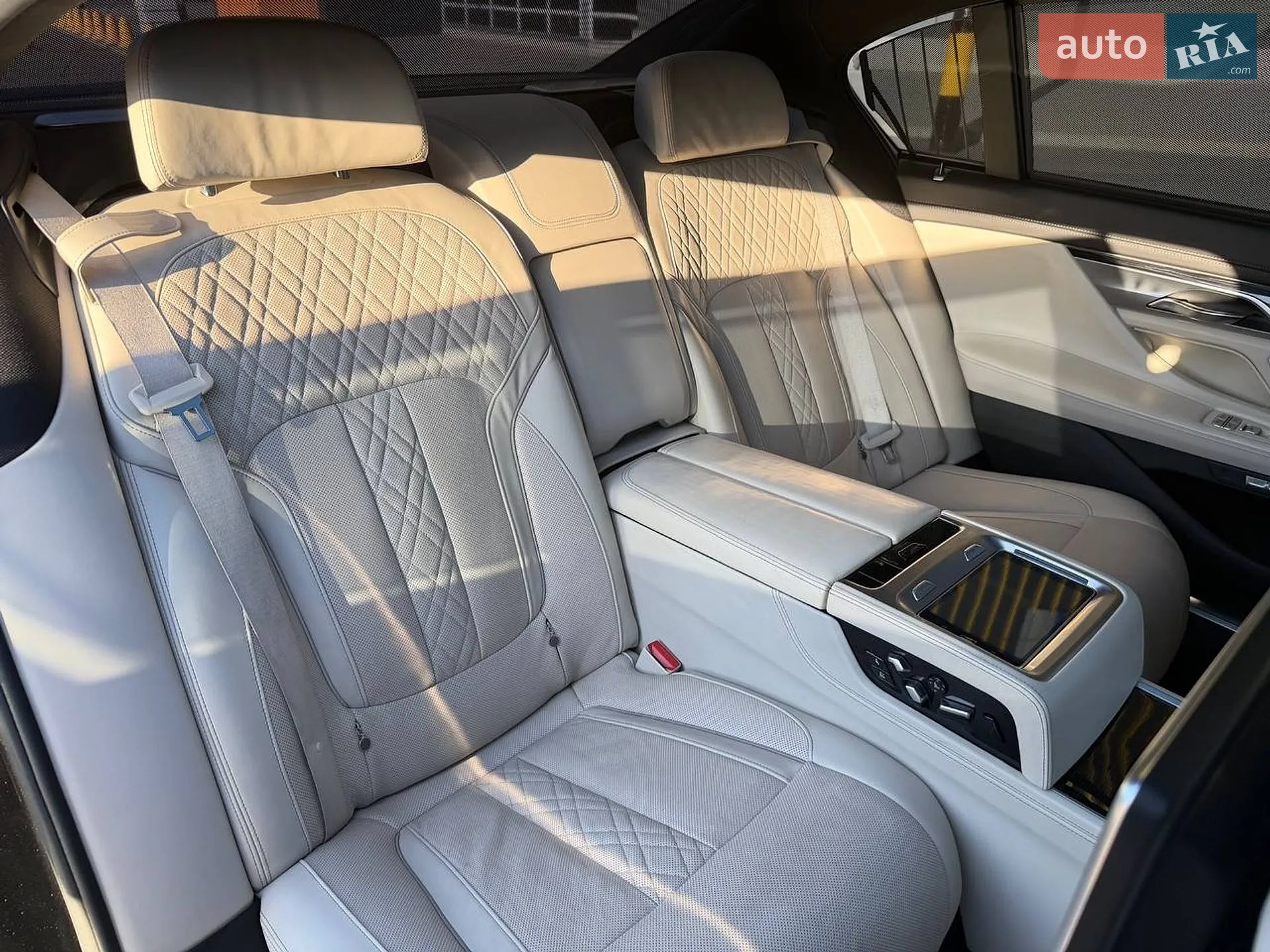 2016 BMW 7er - мініатюра 14