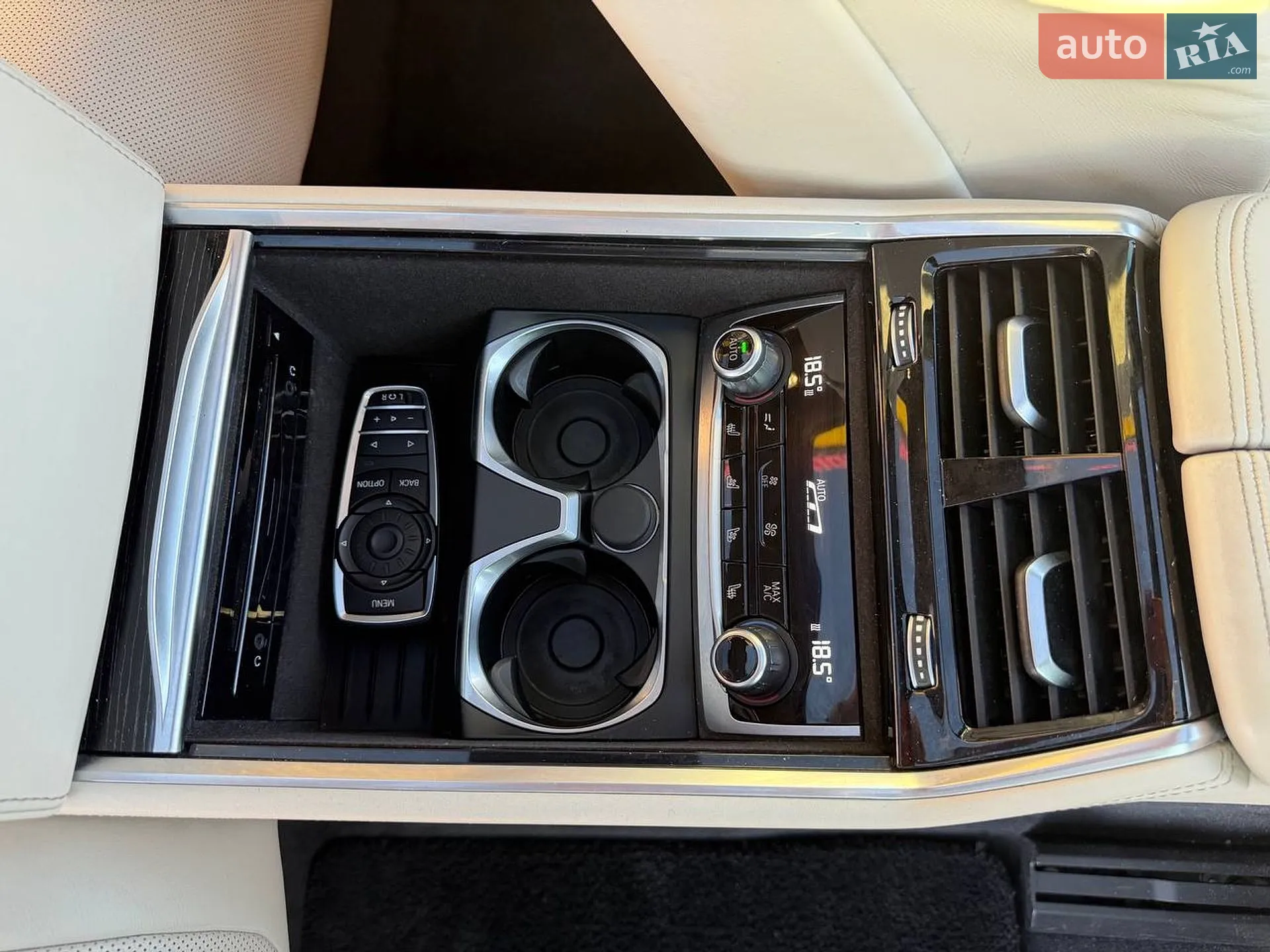2016 BMW 7er - мініатюра 31