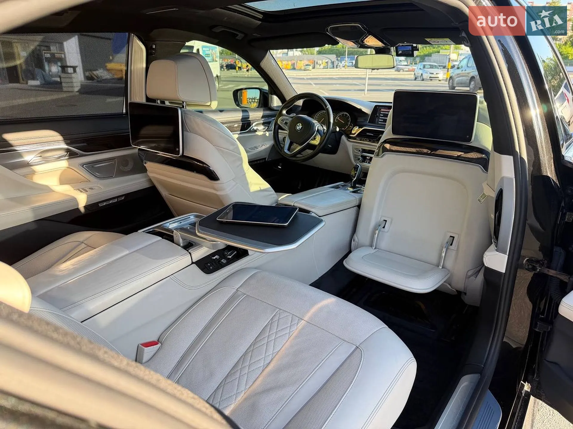 2016 BMW 7er - мініатюра 11