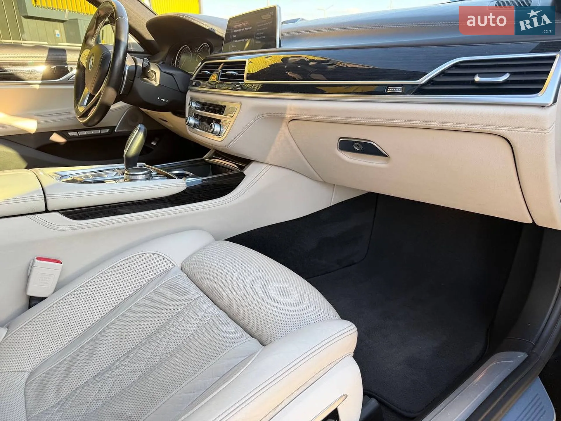 2016 BMW 7er - мініатюра 38