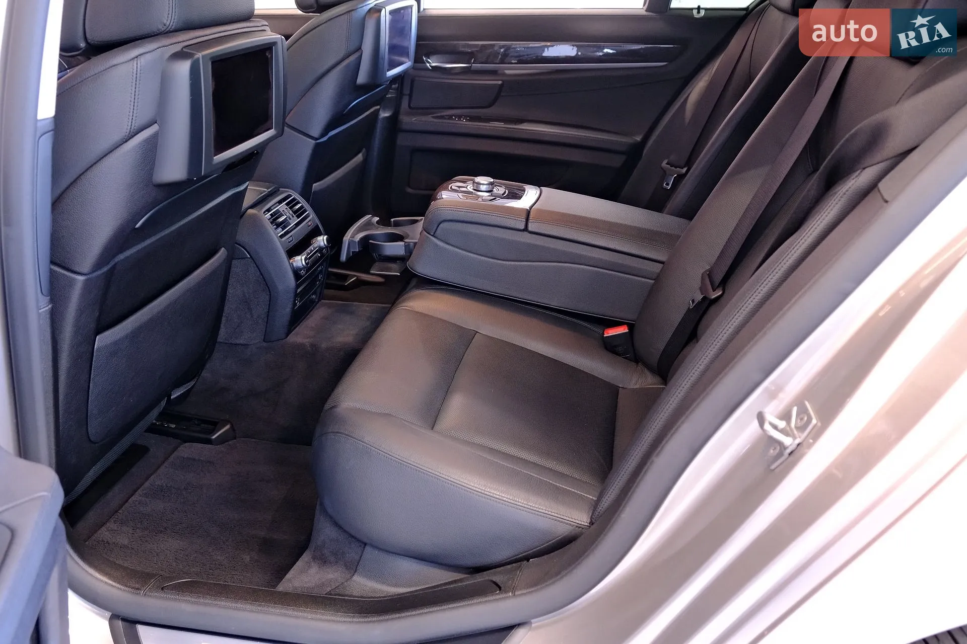 2011 BMW 7er - мініатюра 32