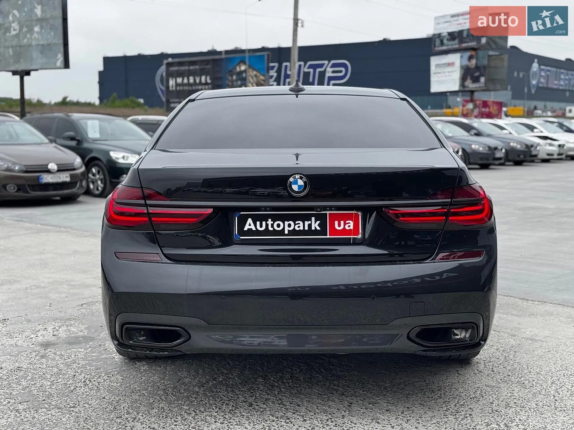 2017 BMW 7er - мініатюра 15