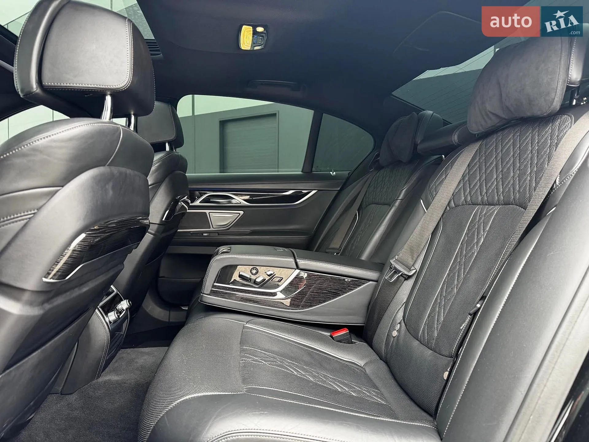 2017 BMW 7er - мініатюра 49