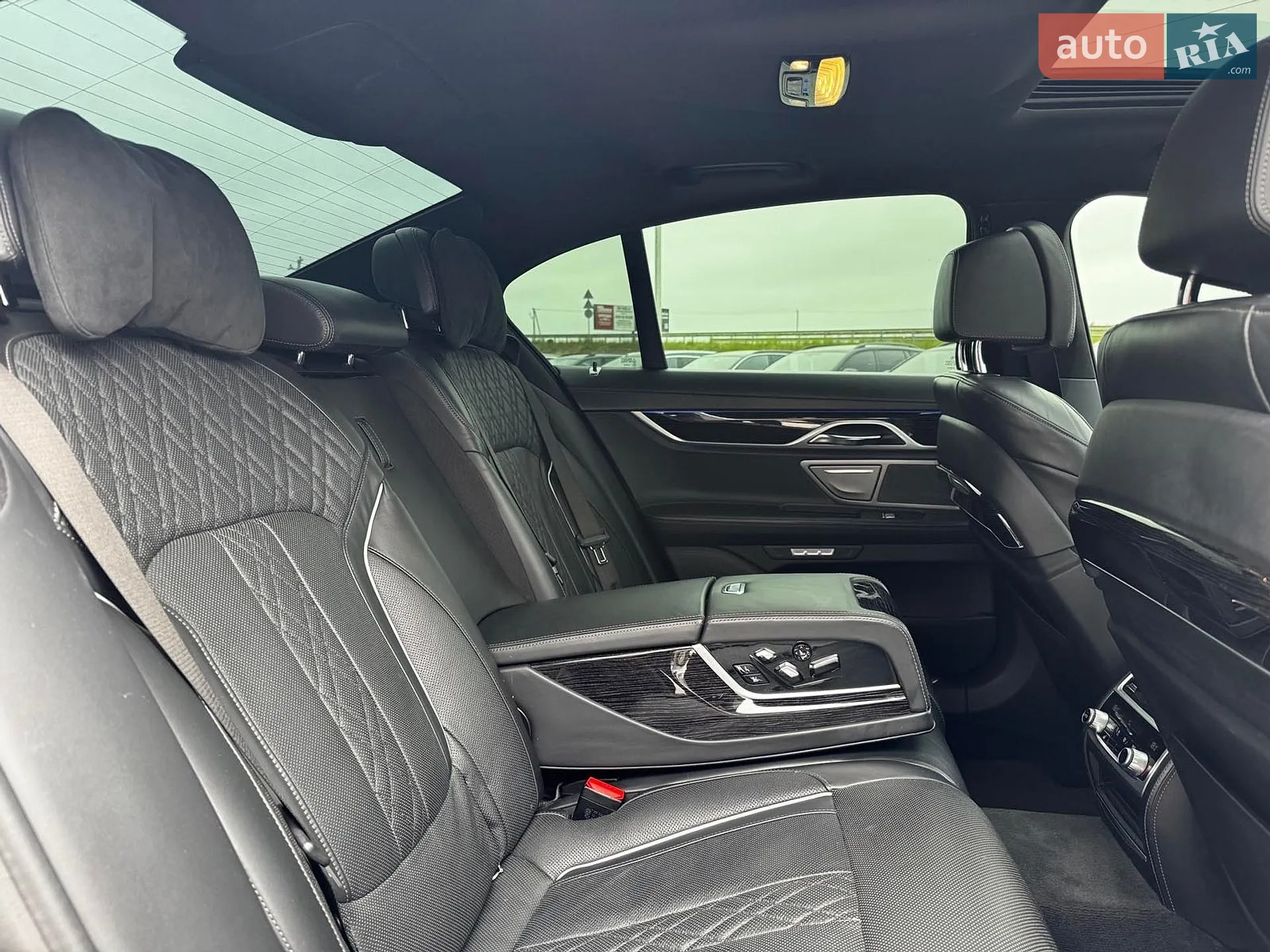 2017 BMW 7er - мініатюра 61