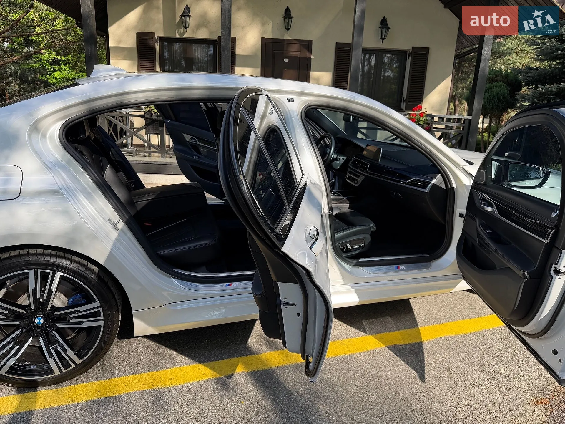 2020 BMW 7er - мініатюра 20
