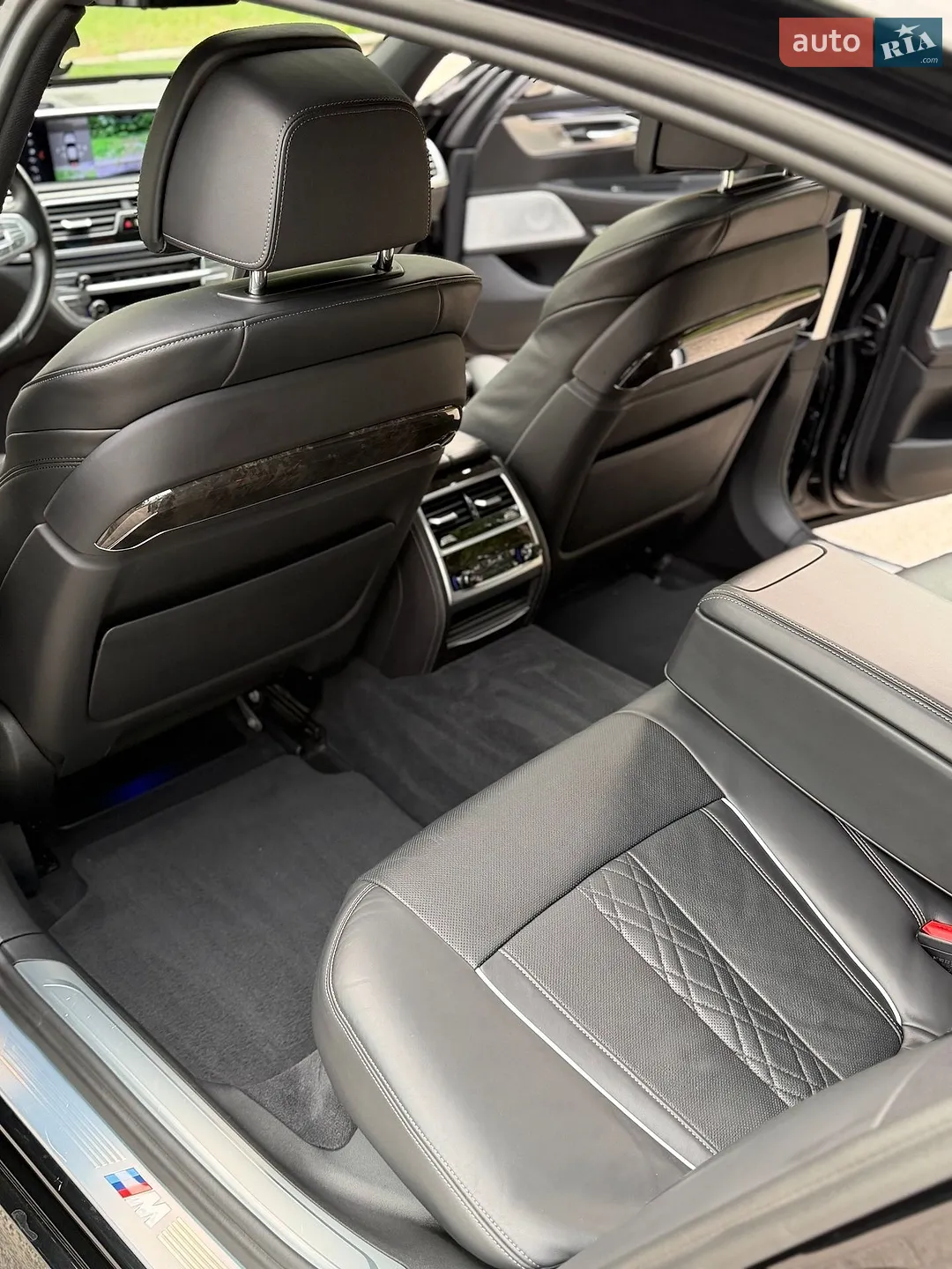 2017 BMW 7er - мініатюра 66