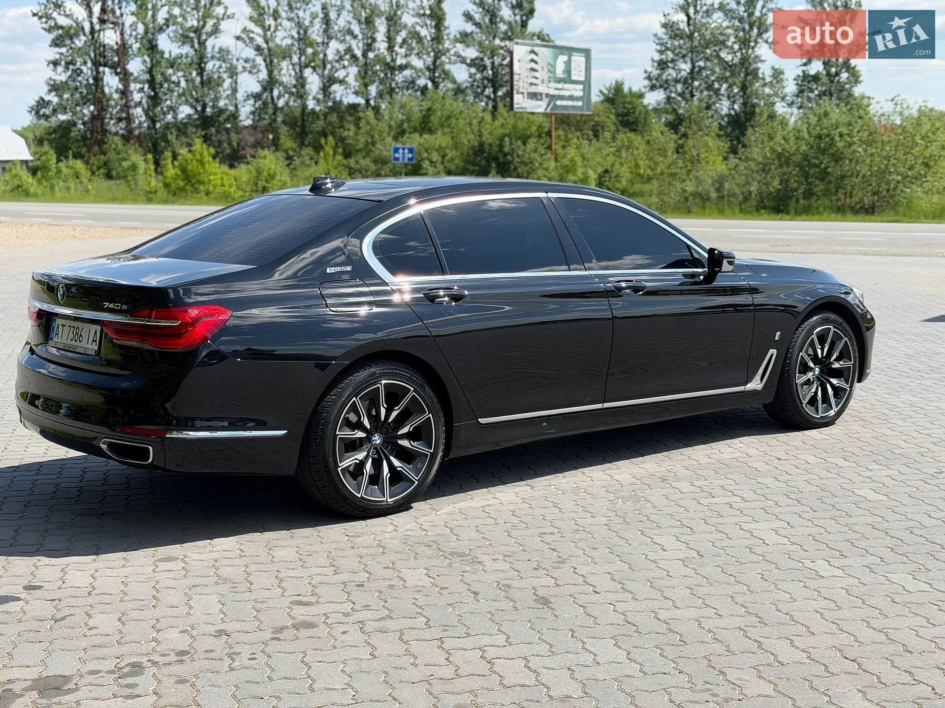 2017 BMW 7er - мініатюра 10