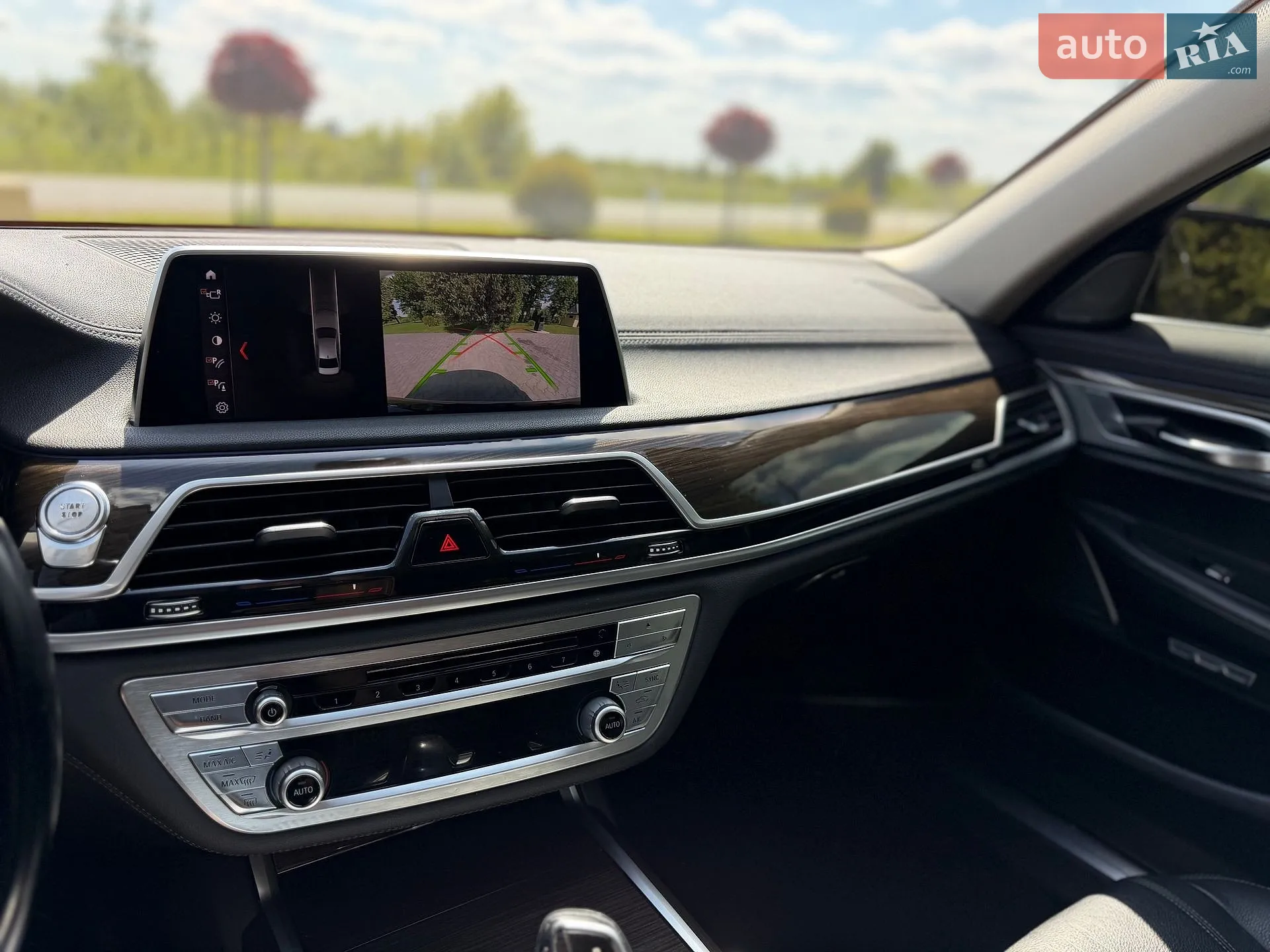 2017 BMW 7er - мініатюра 30