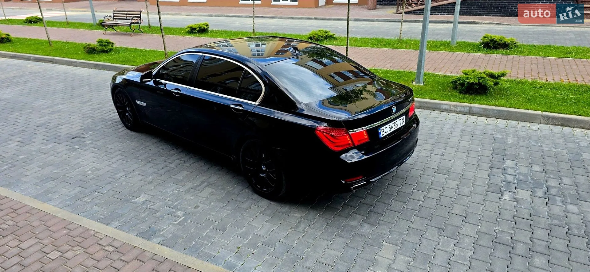 2012 BMW 7er - мініатюра 20