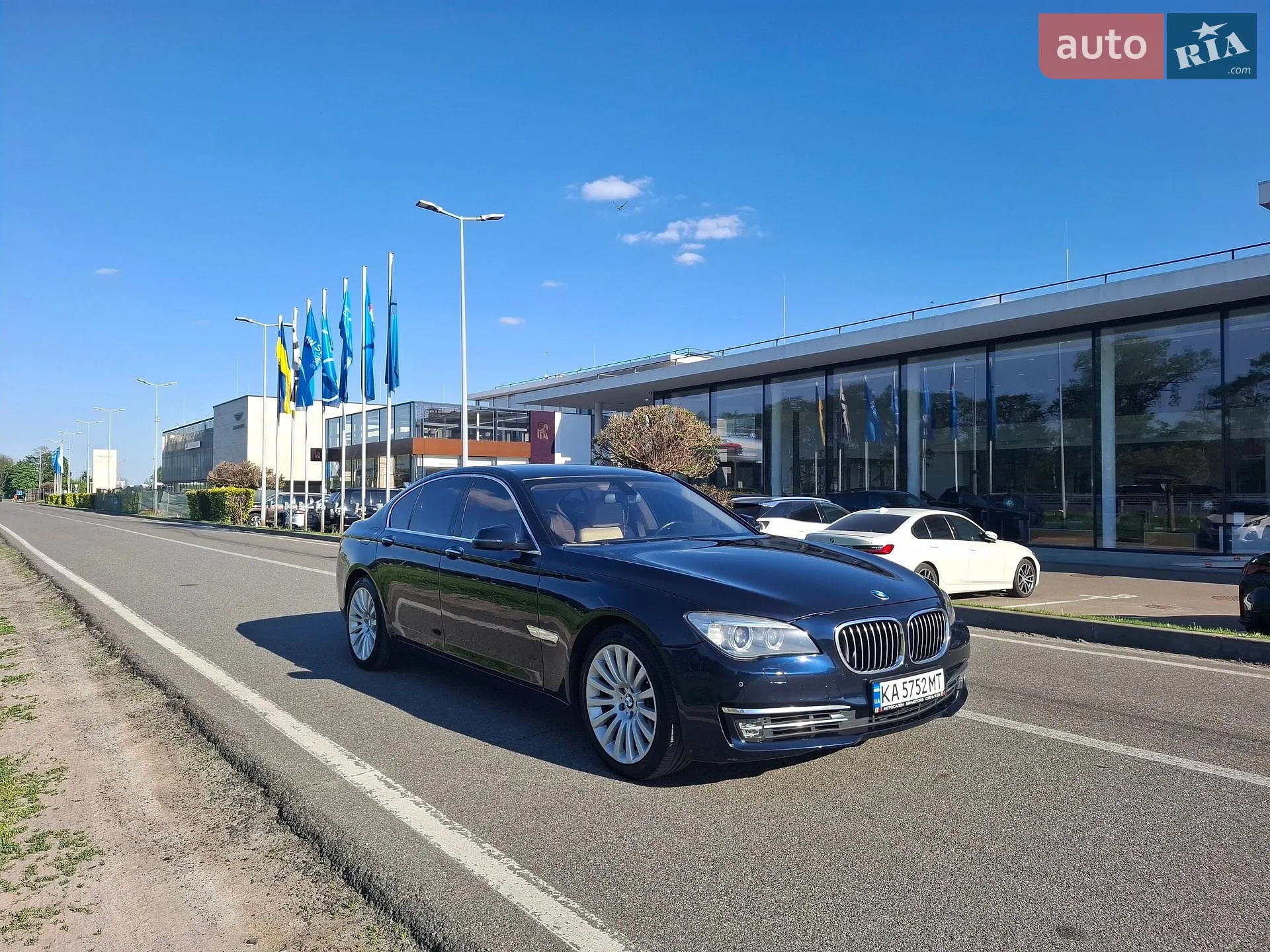 2012 BMW 7er - мініатюра 26