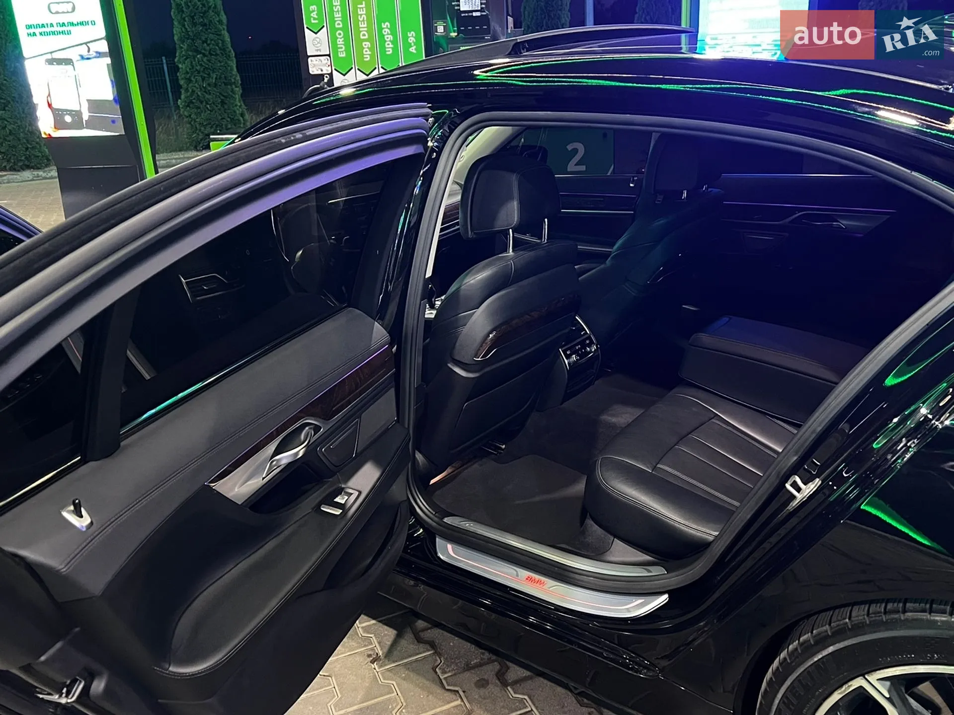 2016 BMW 7er - мініатюра 14