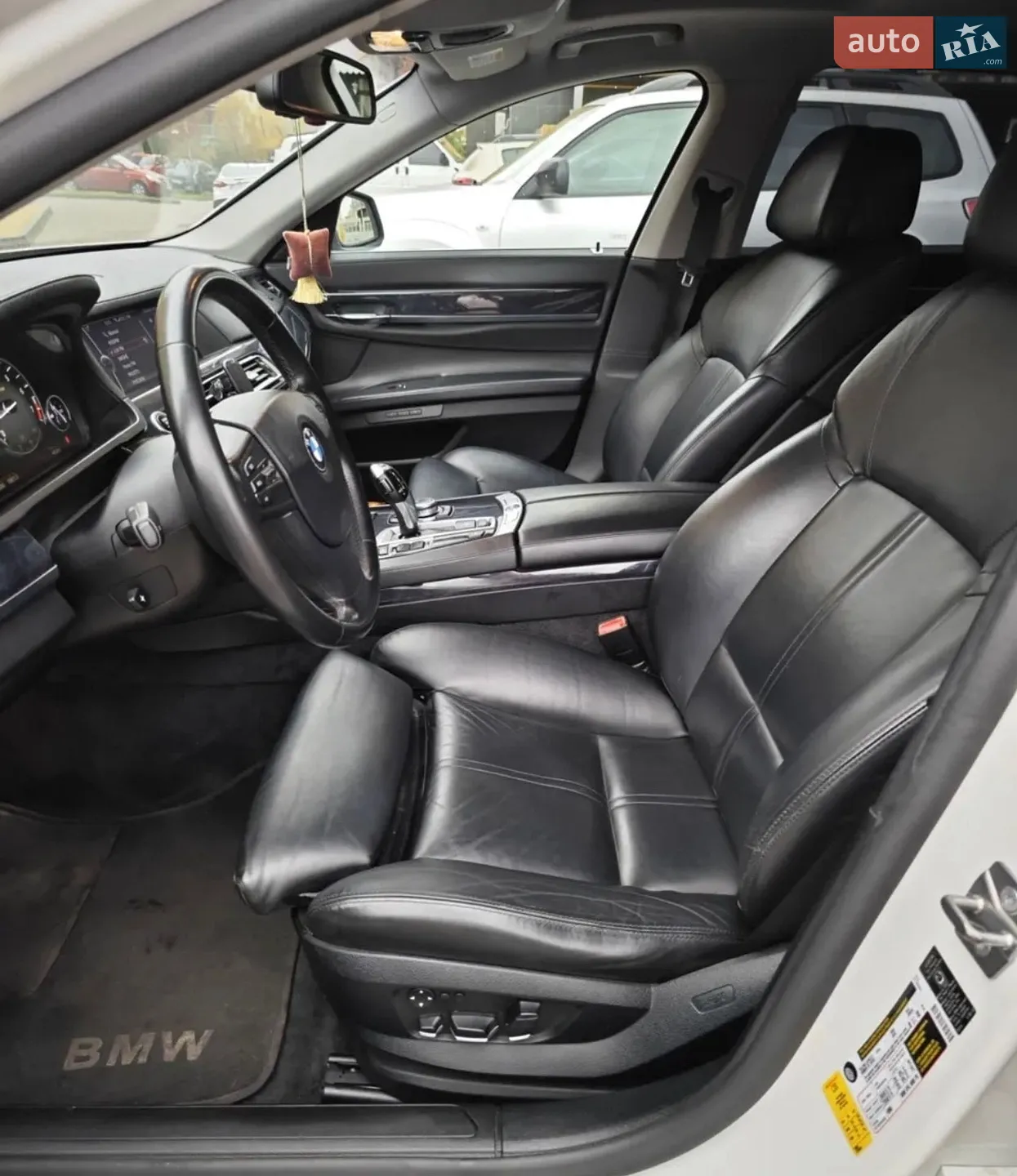 2010 BMW 7er - мініатюра 10
