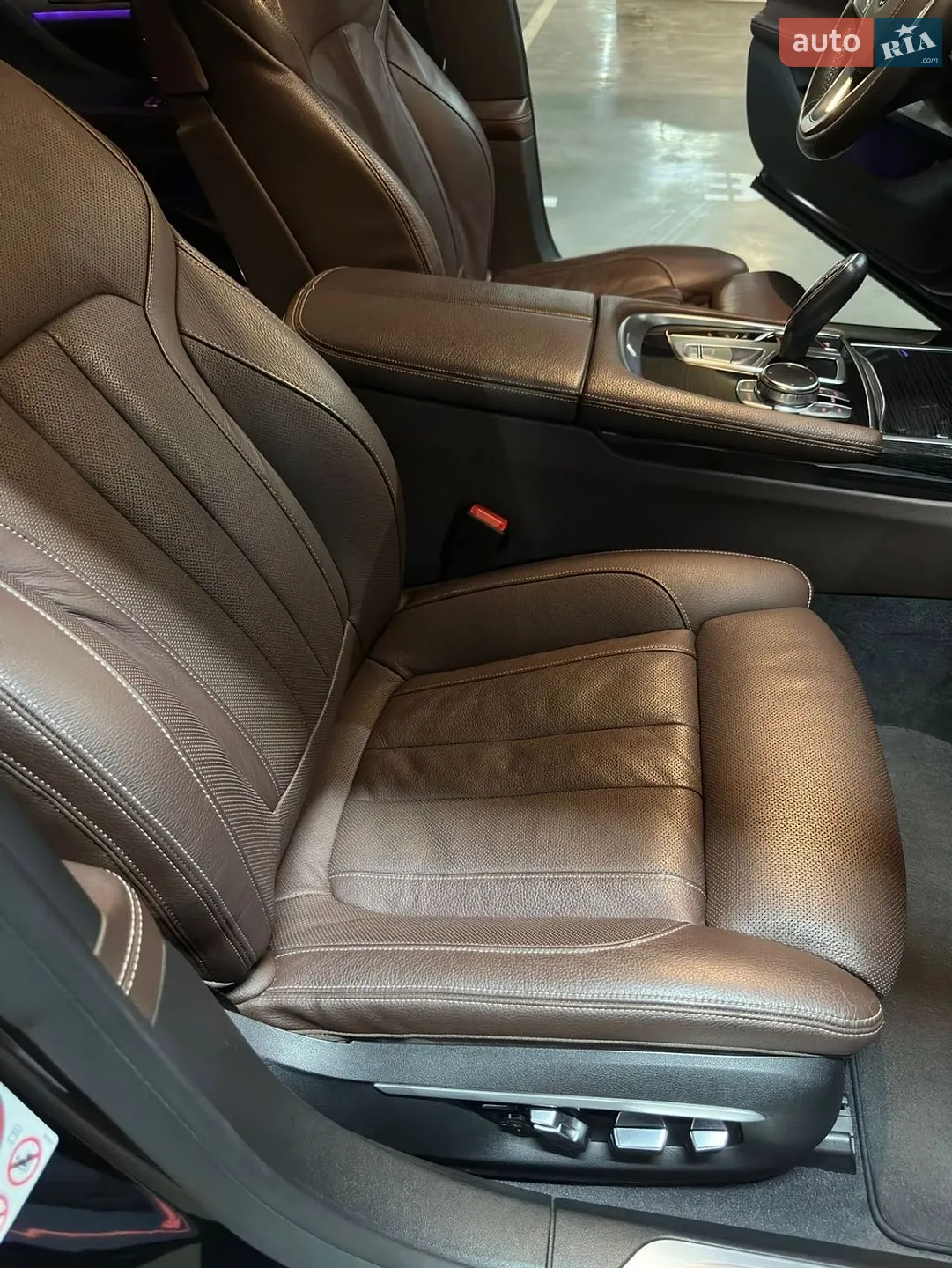 2015 BMW 7er - мініатюра 36