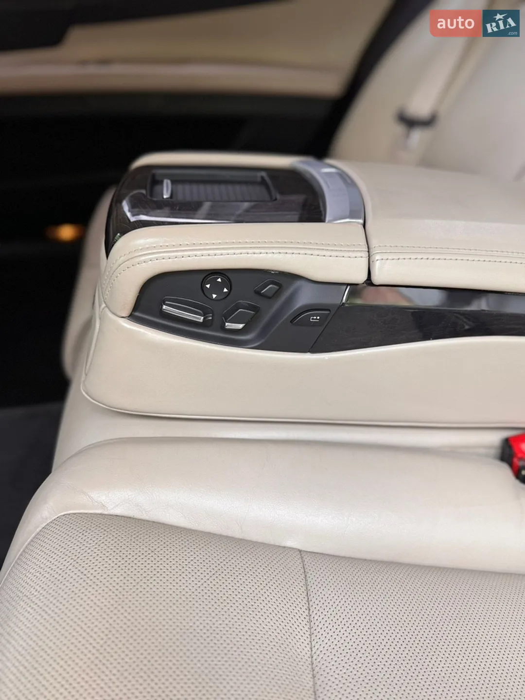 2011 BMW 7er - мініатюра 16