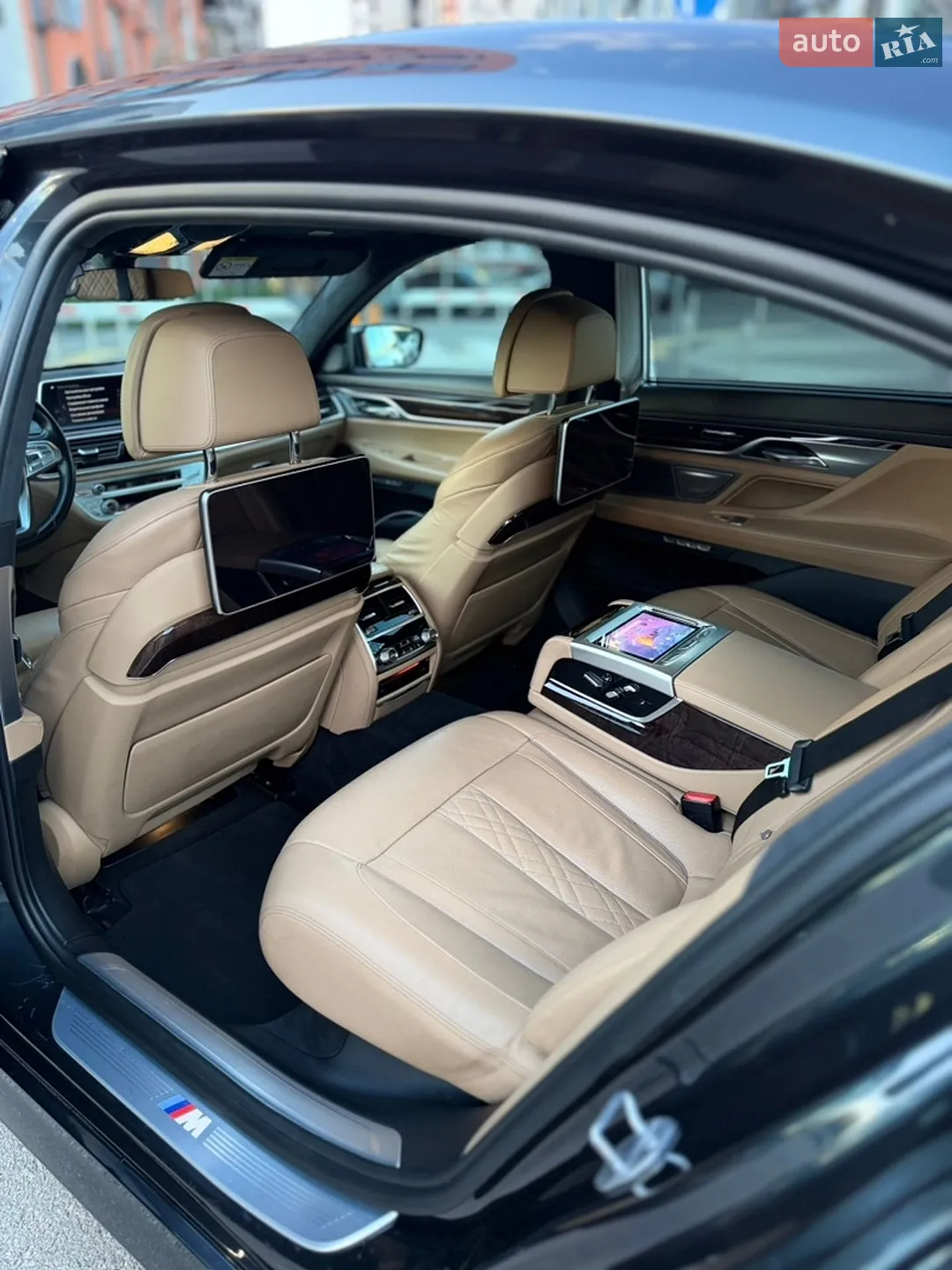2015 BMW 7er - мініатюра 28