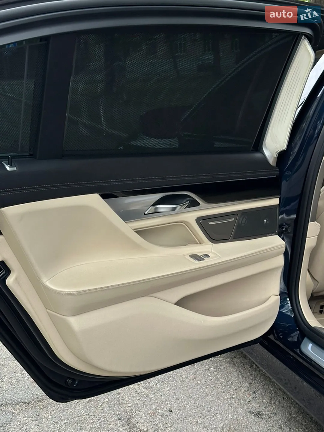 2015 BMW 7er - мініатюра 38