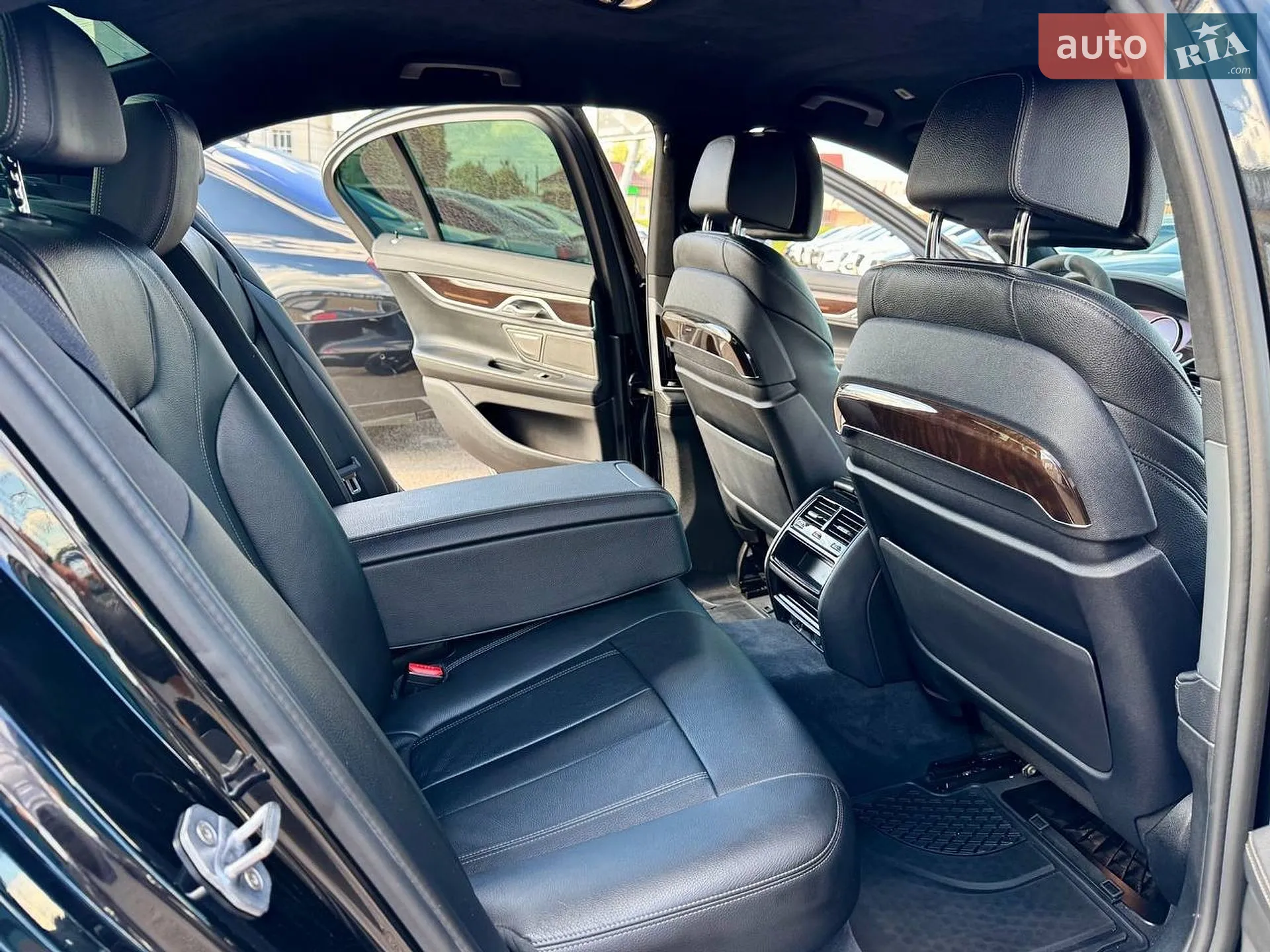 2016 BMW 7er - мініатюра 41
