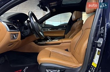 Седан BMW 7 Series 2019 в Одессе