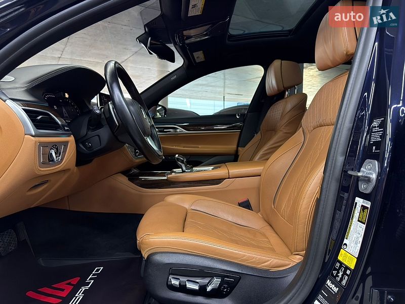 Седан BMW 7 Series 2019 в Одессе