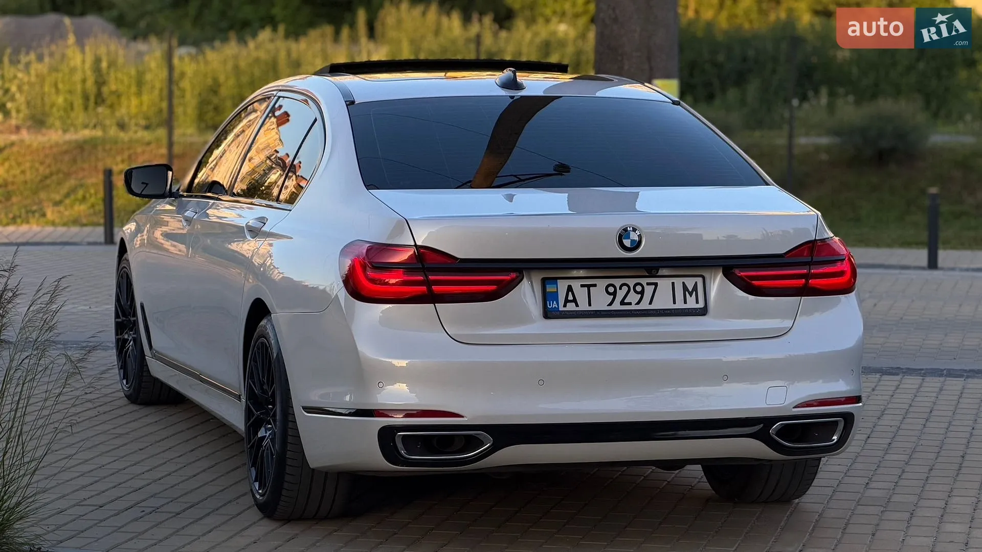 2015 BMW 7er - мініатюра 4