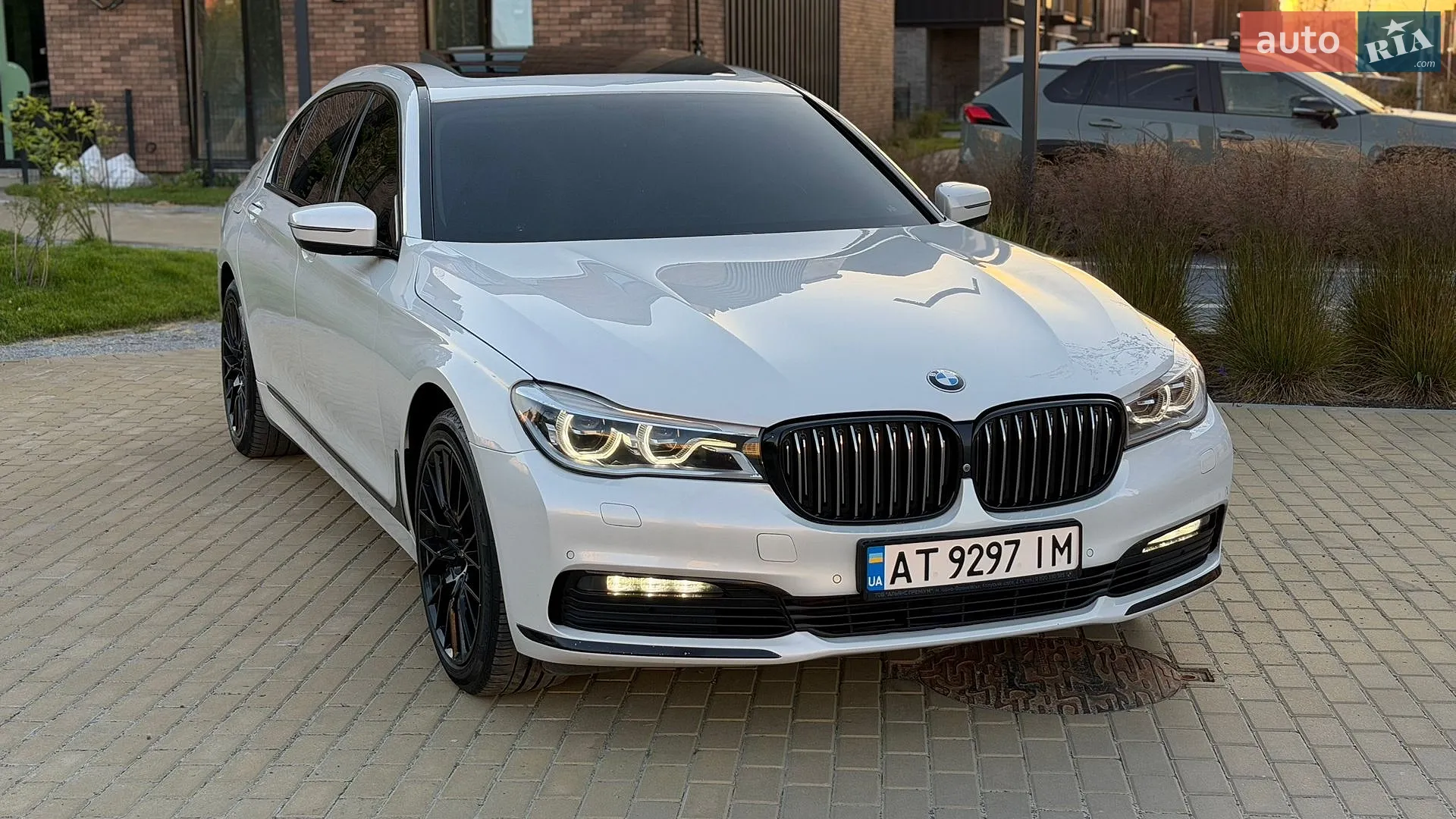 2015 BMW 7er - мініатюра 20