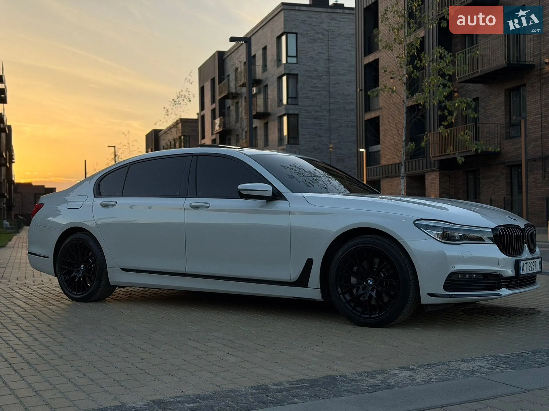 2015 BMW 7er - мініатюра 39