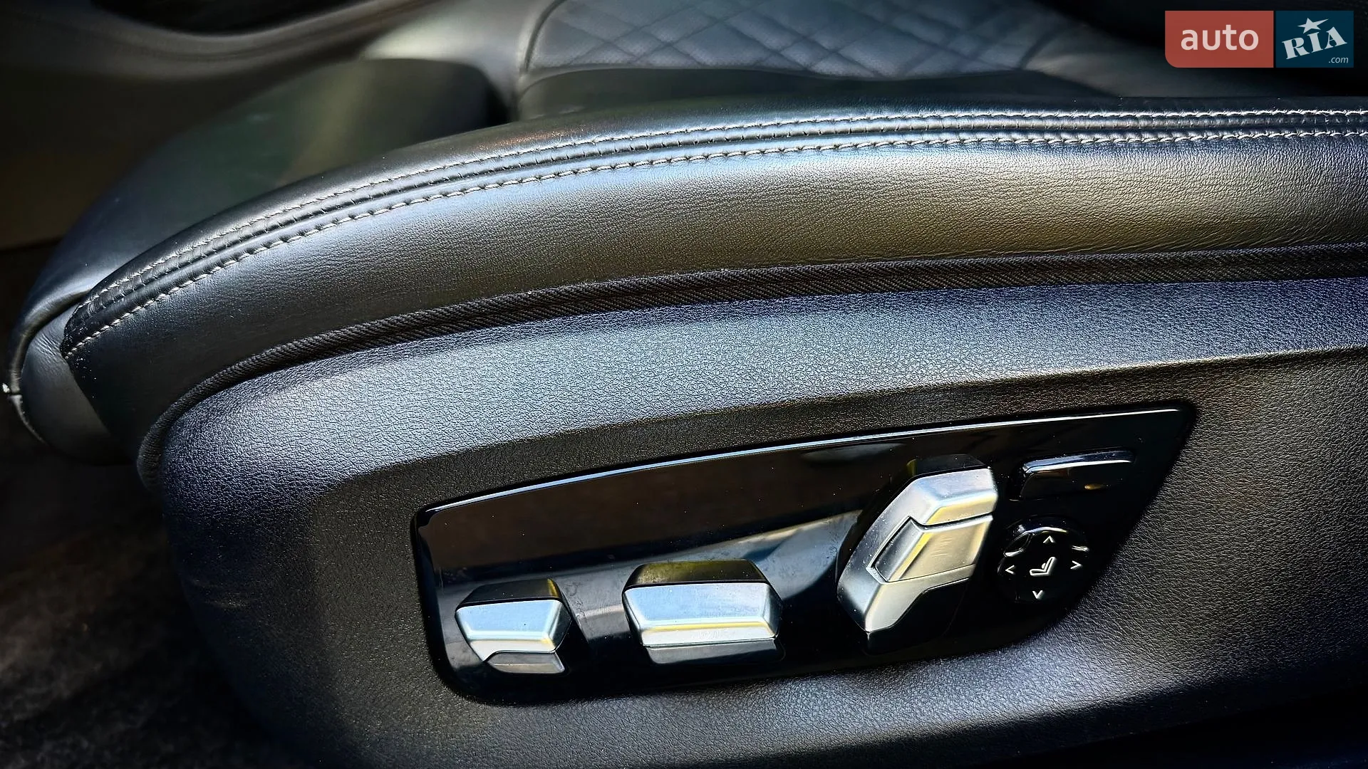BMW 7 Series 2020 VIN WBA7V41000CE61381 фото оголошення 84 з 107