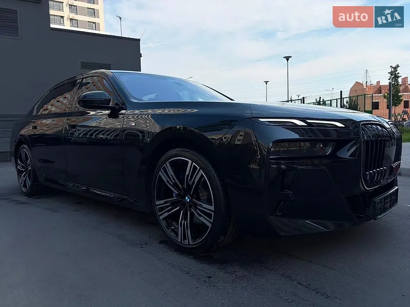 BMW 7 Series 2025 VIN WBA21EJ050CV85123 фото оголошення 18 з 135