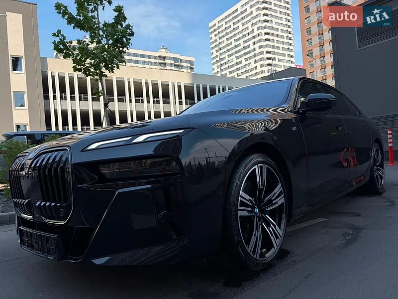 BMW 7 Series 2025 VIN WBA21EJ050CV85123 фото оголошення 34 з 135