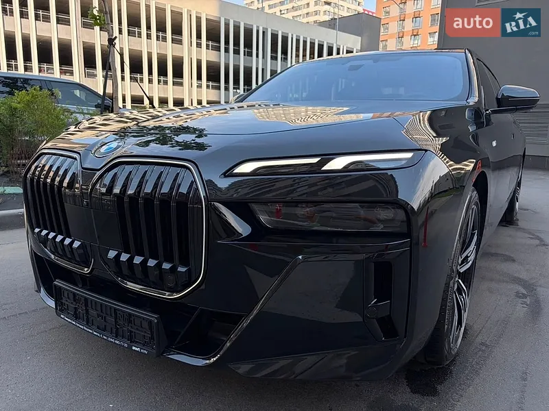 BMW 7 Series 2025 VIN WBA21EJ050CV85123 фото оголошення 38 з 135