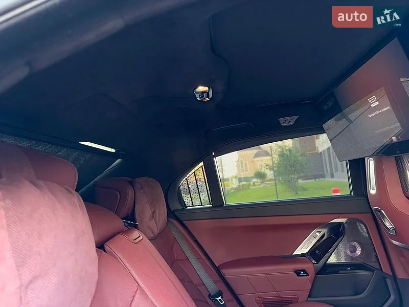 BMW 7 Series 2025 VIN WBA21EJ050CV85123 фото оголошення 74 з 135